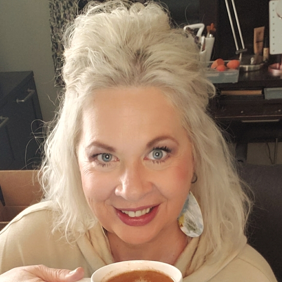 Meet your Posher, Jill - Picture 1 of 1